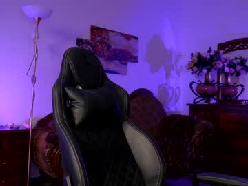 girl
        jessiccaburns cam image #1746429