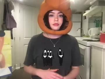 girl
        littlesugarpea cam image #1645484