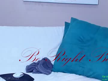 girl
        sara_alessandra cam image #888062