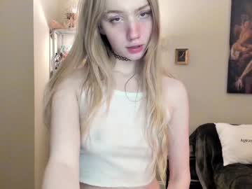 girl
        eve003300 cam image #3353532