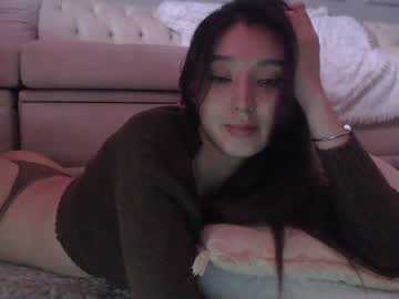 girl
        sarasuo cam image #2251568