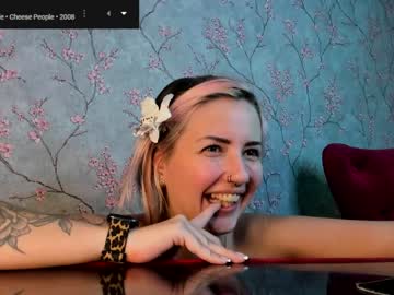 girl
        elliy_coy cam image #320740