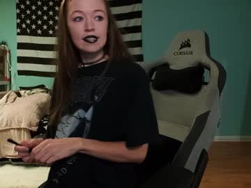 girl
        anabelleleigh cam image #2445614
