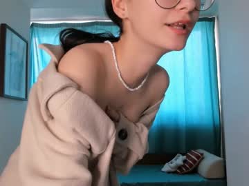 girl
        littlekiraa cam image #1302196