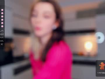 girl
        deliaderrick cam image #3210433