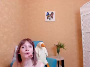 girl
        cristal_moli cam image #476212