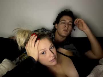 couple Milf & Teen Sex Cam Girls with chulo33333