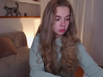 girl Milf & Teen Sex Cam Girls with little_kittty_