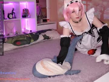 girl
        yourcutewaifu cam image #329939
