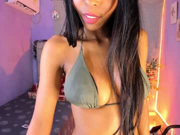 girl
        alex_saeli cam image #3150292