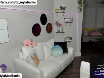 girl Milf & Teen Sex Cam Girls with dr_mylabanks