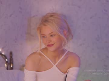 girl
        _2strangers cam image #229056