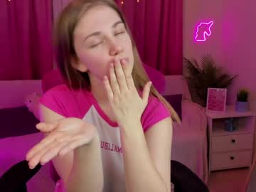 girl
        ammysky_ cam image #801075