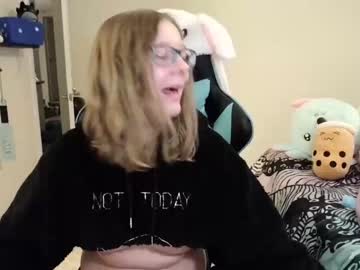 couple Milf & Teen Sex Cam Girls with ten_tickle_pixie