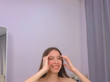 girl
        wanda_robinson cam image #1802297