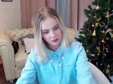 girl
        avrora_bell cam image #551638