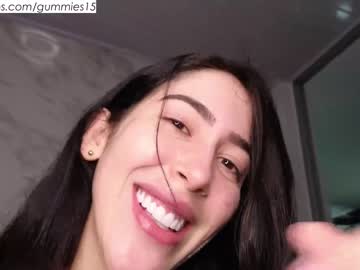 girl
        _gummies15 cam image #1113901