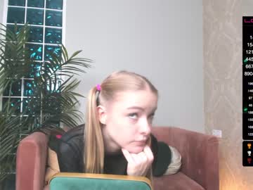 girl
        lili_01 cam image #173132