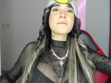 girl
        lonelly_lolly98 cam image #1330504