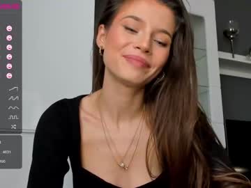 girl
        isia_slay cam image #273707