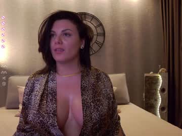 girl
        karrin cam image #2598606