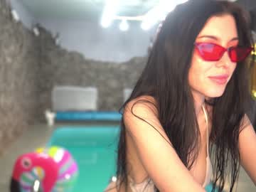 girl
        sophia_lean cam image #1823041