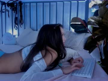 girl
        juliabeng1 cam image #1950990