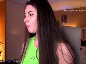 girl
        laurenbrite cam image #1394060