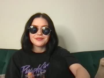 girl
        littlesugarpea cam image #2823165