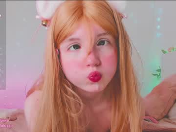 girl Milf & Teen Sex Cam Girls with petiteluluxxo