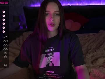 girl
        tipssiwave cam image #1780952