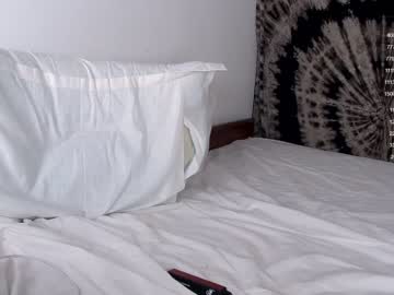 girl
        sapphirealice cam image #2569615