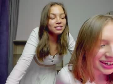 couple
        _faiirytale_ cam image #1594543