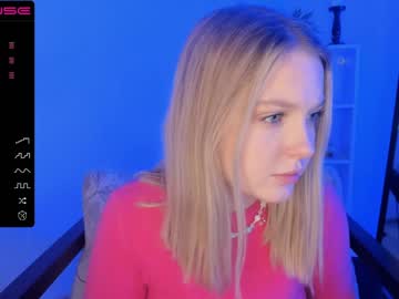 girl
        heatherholland cam image #193549