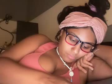 girl
        blackgurlkitty cam image #329216