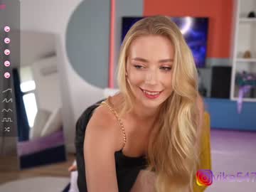 girl
        vika54784 cam image #3134529