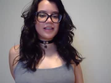 girl Milf & Teen Sex Cam Girls with woevalentine