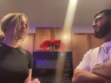 couple Milf & Teen Sex Cam Girls with bunnyxwolfy