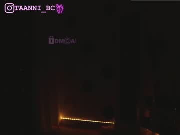 girl
        taanni_bc cam image #3204112