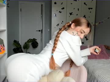 girl
        thisisamelia cam image #1180904