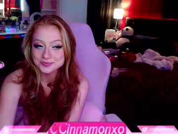 girl
        ccinnamon cam image #1996882