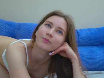 girl
        _feli_ cam image #1104854
