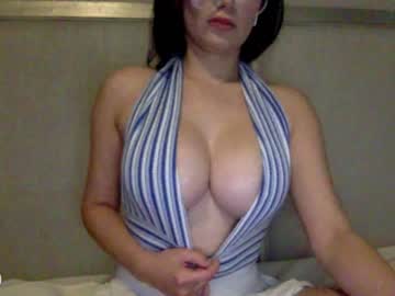 girl
        _natycutei19 cam image #3439277