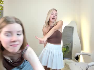 couple
        cassie_palmer cam image #2170866