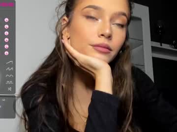 girl
        isia_slay cam image #301487