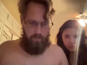 couple Milf & Teen Sex Cam Girls with cockzlong420