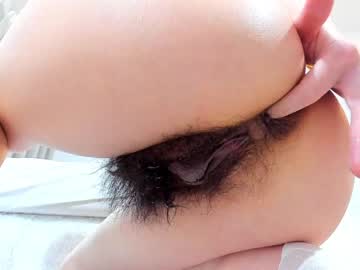 girl
        y_ivy_y cam image #694304