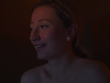 girl
        wendy_amber cam image #2577548