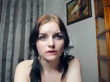 girl
        cute_caprice cam image #1651030