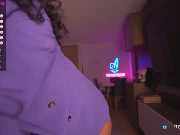 girl
        mykinkybunny cam image #140880